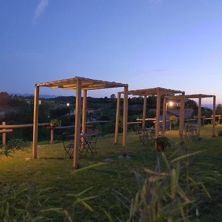 Cascina Brichat Alta Langa Serravalle delle Langhe Екстериор снимка